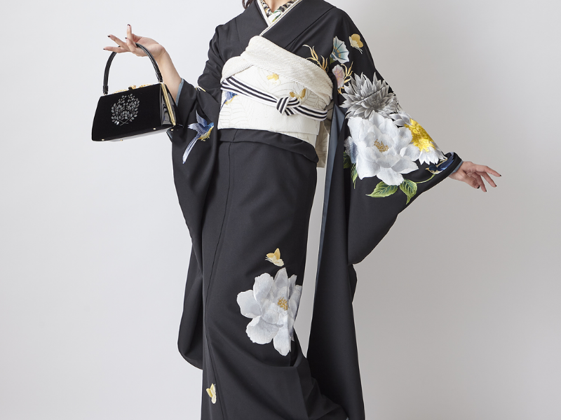 Bộ kimono Nhật Bản - Món đồ không thể thiếu trong truyền thống của “xứ sở hoa anh đào”