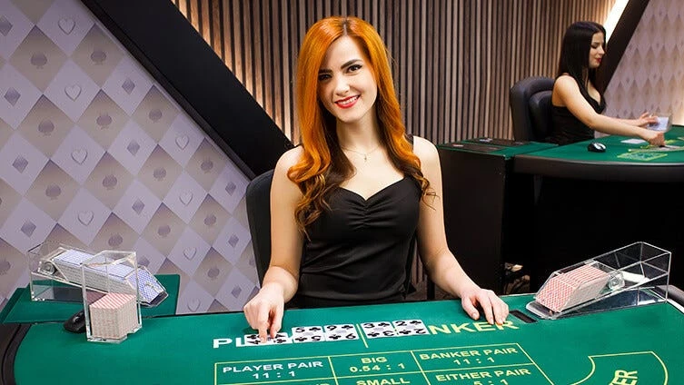 Dealer Là Gì? Tìm Hiểu Sự Thật Về Dealer Casino - 33Bet