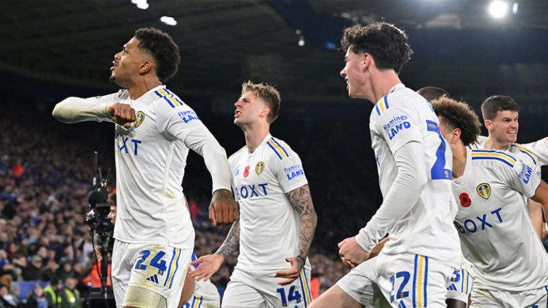 FC Leeds United - Người hùng bóng đá quyền lực